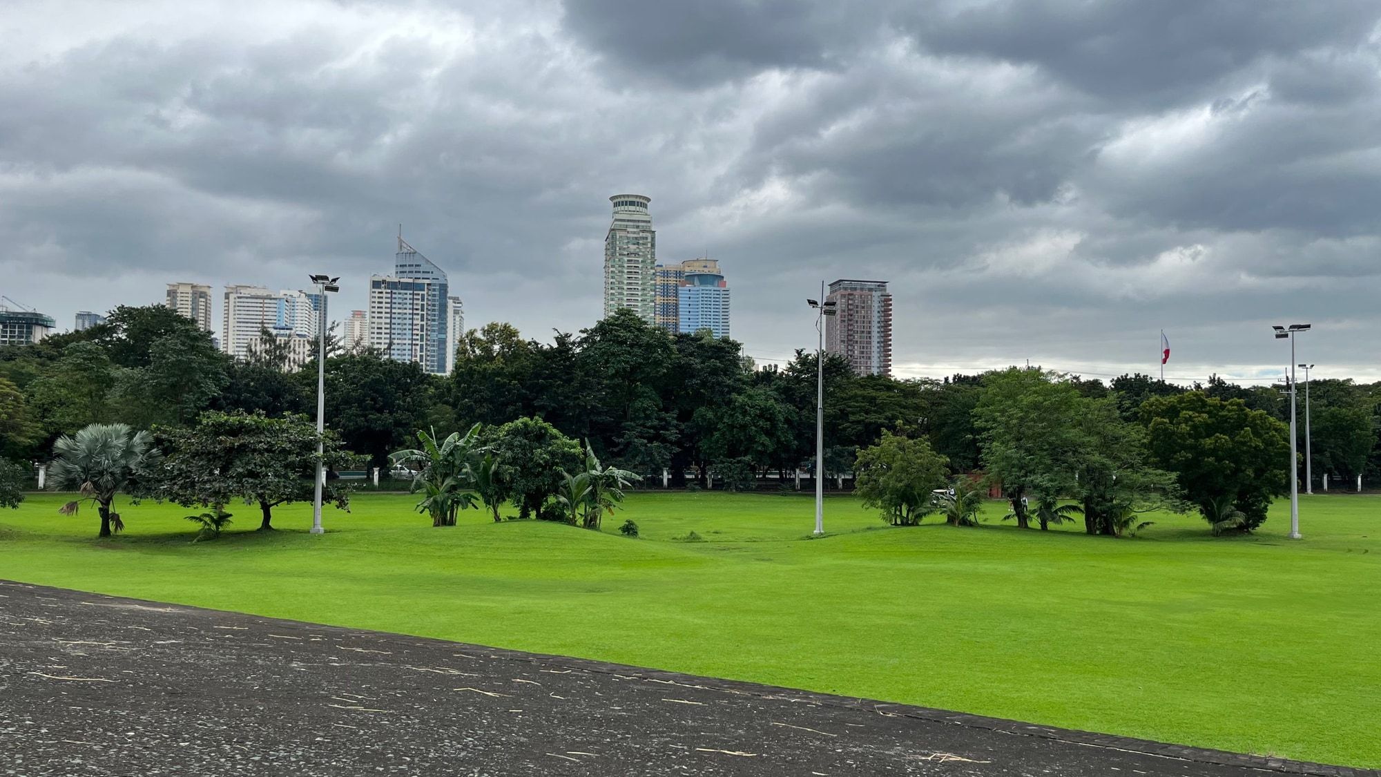 niteo irl11 manila image 2