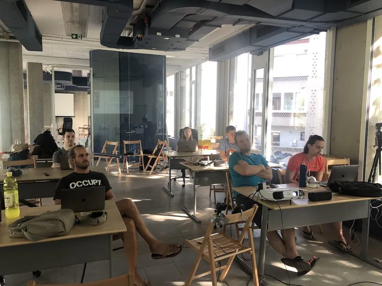 niteo irl9 image 1